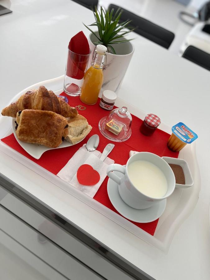 Love Room Avec Spa Privatif Le Rove Esterno foto